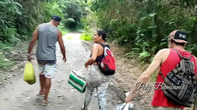 I found a naughty girl on the trail to the beautiful natural pool located in Guaruj&aacute; on the beach of Pernambuco Brazil&period; Alex Lima - Fire Wizard