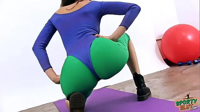 PERFECT ASS BABE and Sexy CAMELTOE In Tight 80's Spandex&excl;